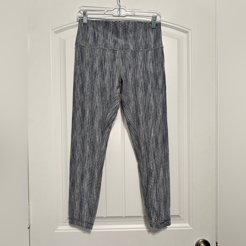 Lululemon Wunder Under Hi-Rise 7/8 Tight 25" in Arrow Jacquard Battleship Silver